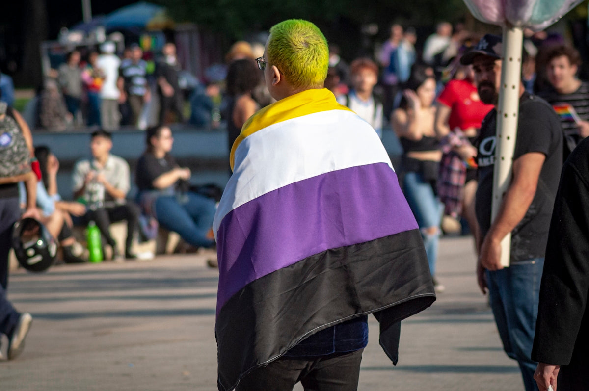 How to Identify Authentic Queer Voices in Literature